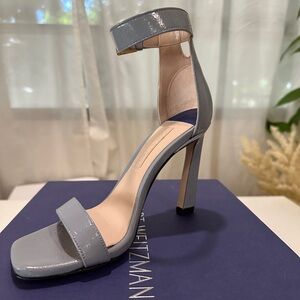 Stuart Weitzman Nudist Dovetail Heels